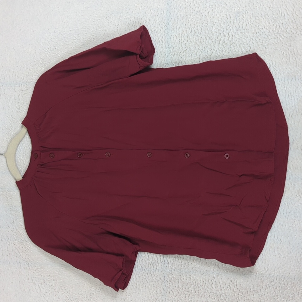 Banana Republic Women's Maroon Button Down Blouse Size S